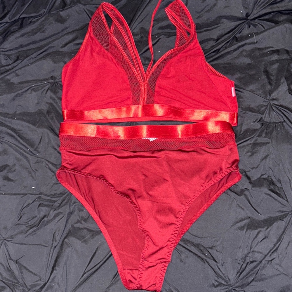 Plus Contrast Mesh Harness Lingerie Set